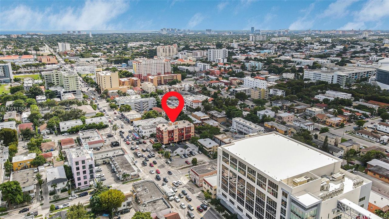 最近租的: $2,250 (2 贝兹, 2 浴室, 907 平方英尺)