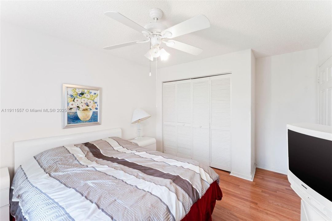 待售: $987,500 (4 贝兹, 3 浴室, 2846 平方英尺)