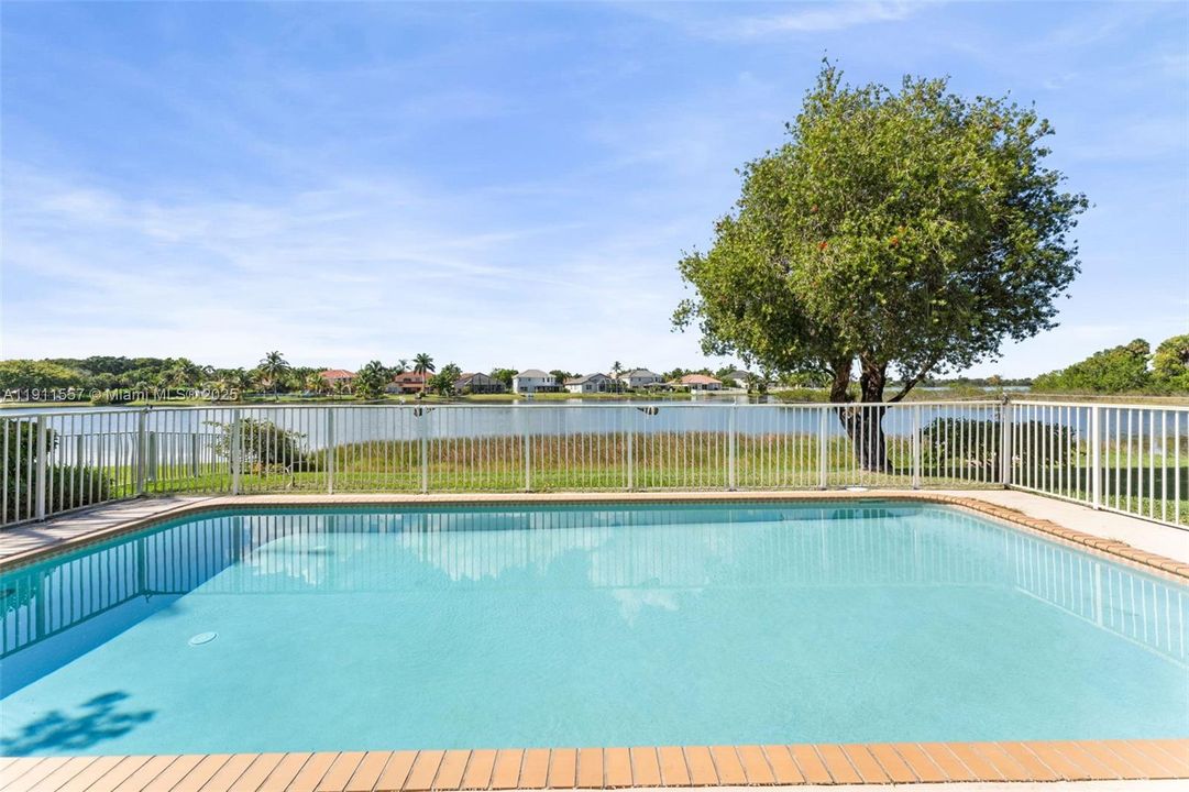 待售: $987,500 (4 贝兹, 3 浴室, 2846 平方英尺)