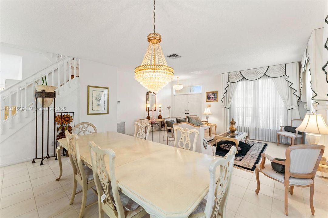 待售: $987,500 (4 贝兹, 3 浴室, 2846 平方英尺)