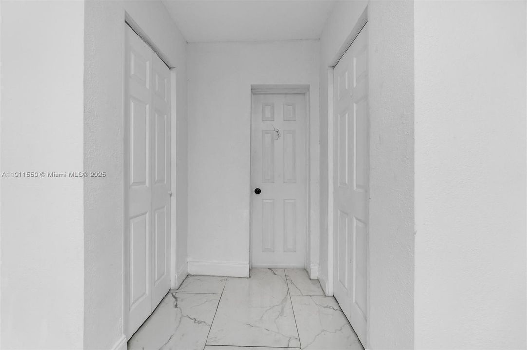 待售: $550,000 (3 贝兹, 2 浴室, 1388 平方英尺)