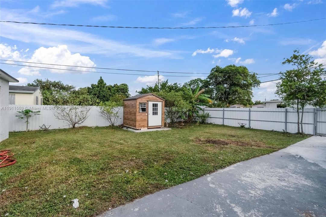 待售: $550,000 (3 贝兹, 2 浴室, 1388 平方英尺)