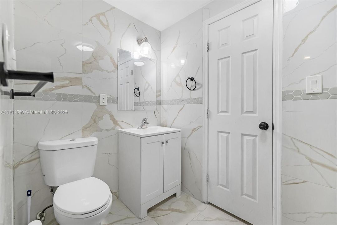 待售: $550,000 (3 贝兹, 2 浴室, 1388 平方英尺)