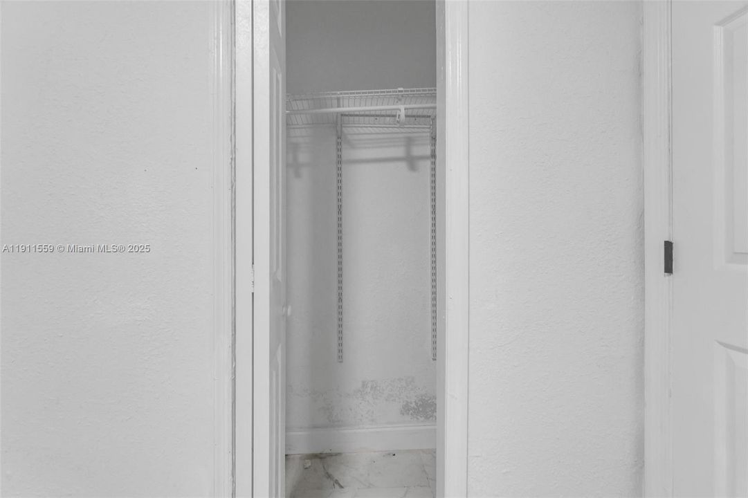 待售: $550,000 (3 贝兹, 2 浴室, 1388 平方英尺)