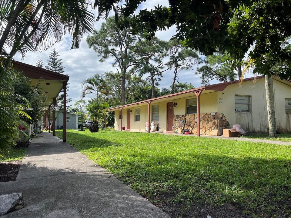 待售: $949,000 (0 贝兹, 0 浴室, 3288 平方英尺)