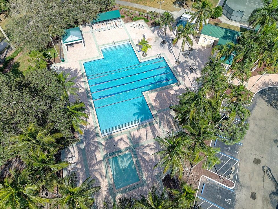 For Sale: $1,235,000 (5 beds, 2 baths, 2473 Square Feet)