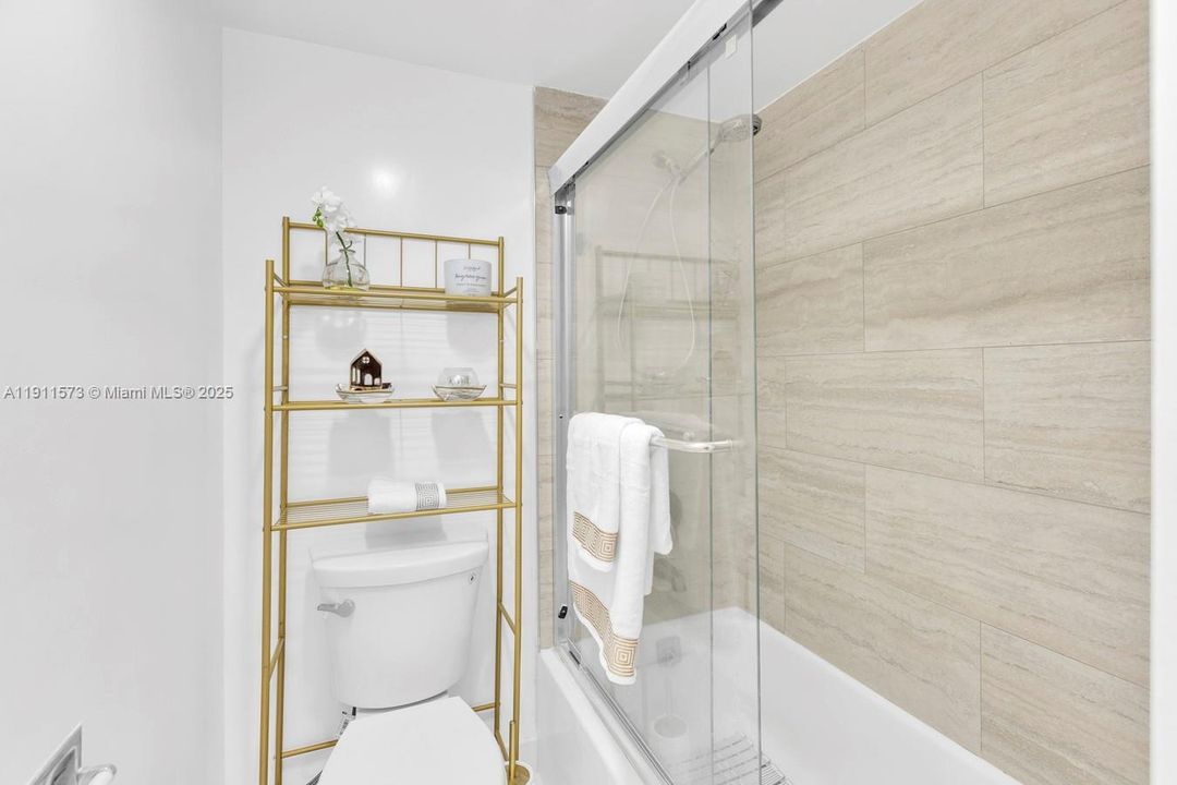 待售: $649,000 (2 贝兹, 2 浴室, 1413 平方英尺)