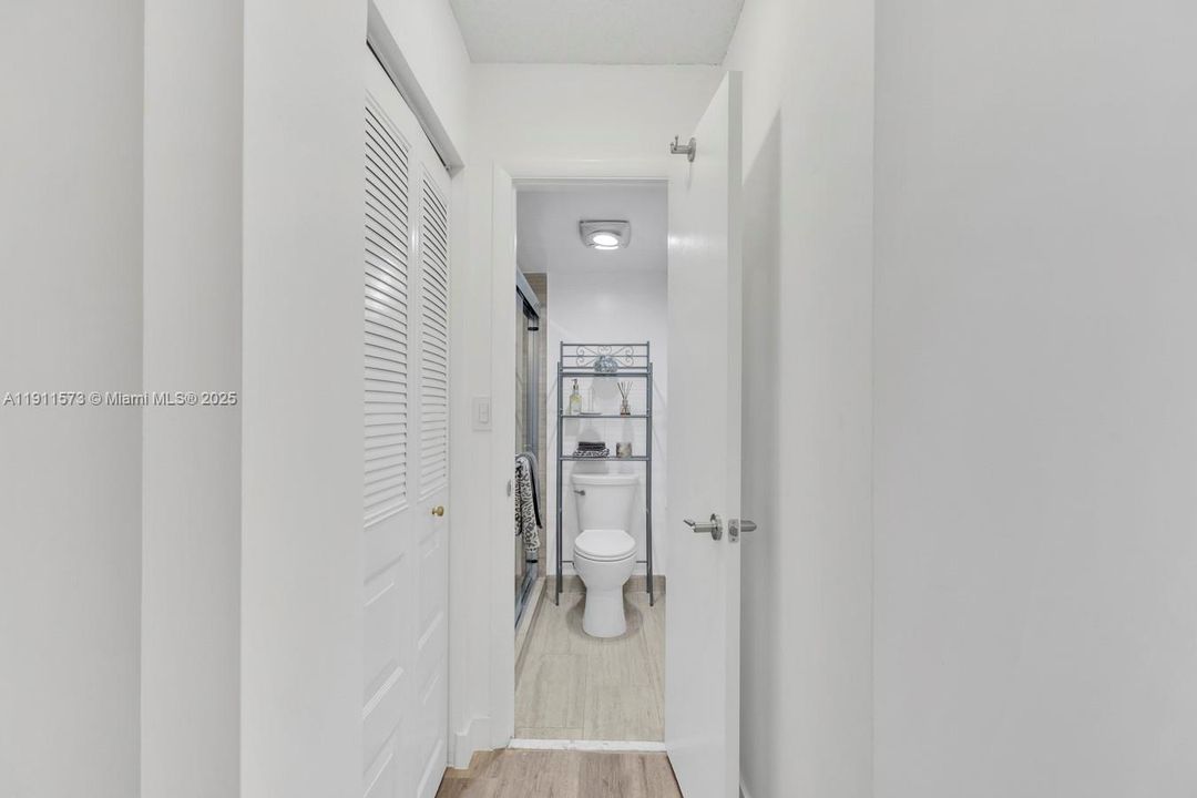 待售: $649,000 (2 贝兹, 2 浴室, 1413 平方英尺)