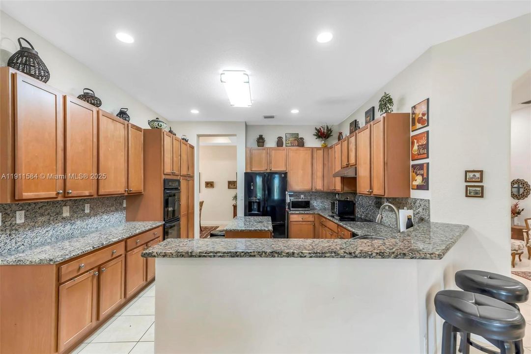 На продажу: $1,150,000 (5 спален, 3 ванн, 3061 Квадратных фут)