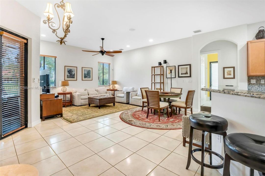 На продажу: $1,150,000 (5 спален, 3 ванн, 3061 Квадратных фут)