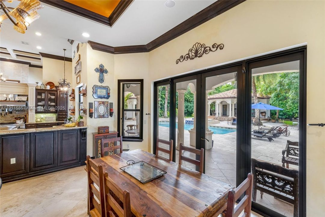 For Sale: $4,480,000 (6 beds, 7 baths, 5112 Square Feet)