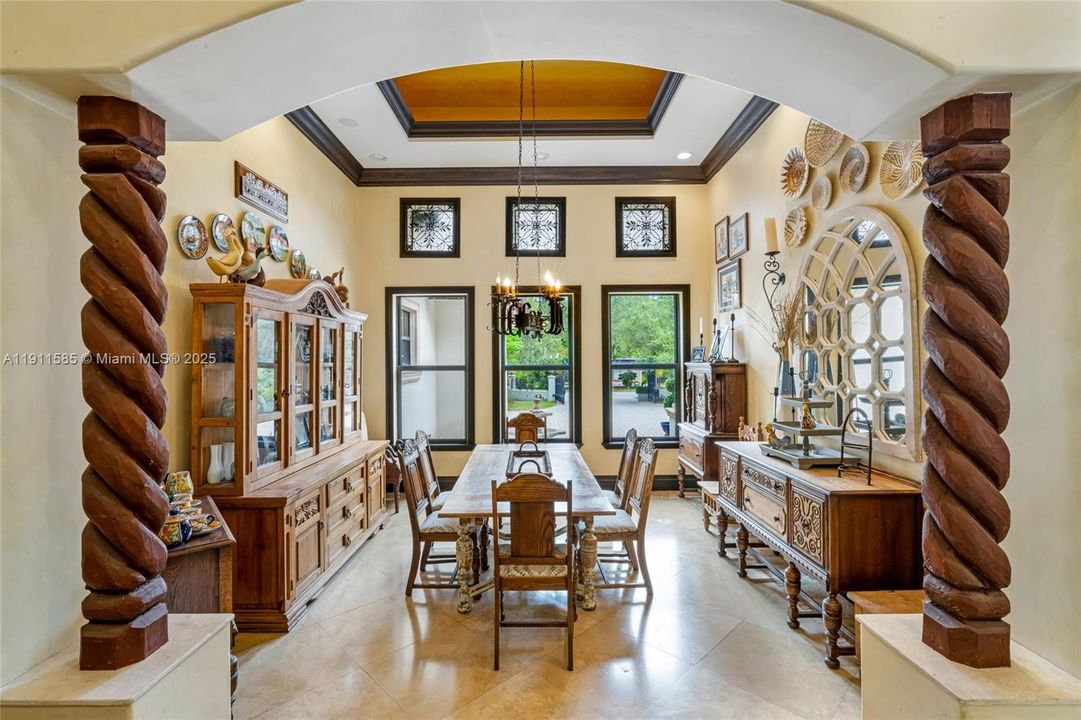 For Sale: $4,480,000 (6 beds, 7 baths, 5112 Square Feet)