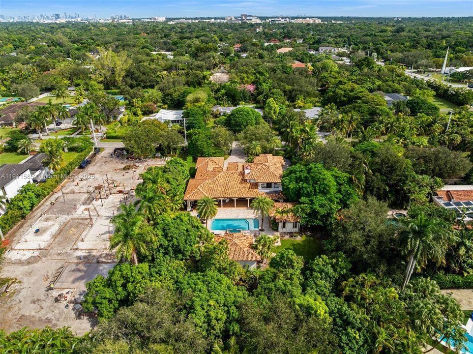 For Sale: $4,480,000 (6 beds, 7 baths, 5112 Square Feet)