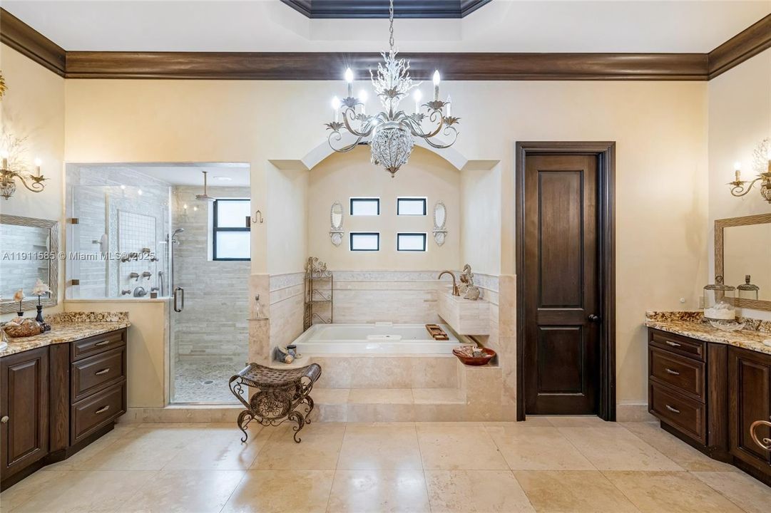 For Sale: $4,480,000 (6 beds, 7 baths, 5112 Square Feet)