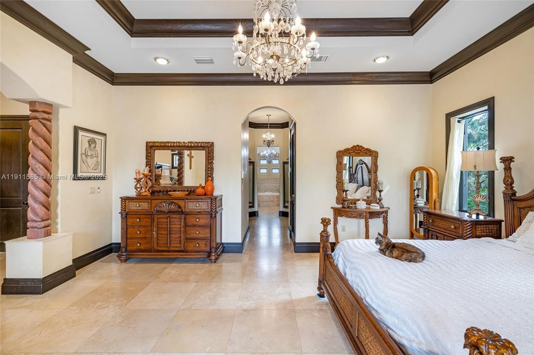 For Sale: $4,480,000 (6 beds, 7 baths, 5112 Square Feet)