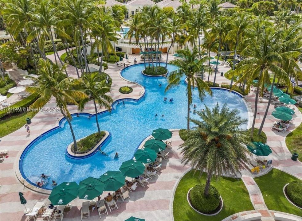 For Sale: $1,741,000 (2 beds, 2 baths, 1330 Square Feet)