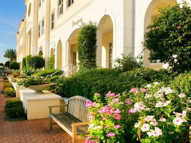 For Rent: $4,000 (2 beds, 2 baths, 1880 Square Feet)