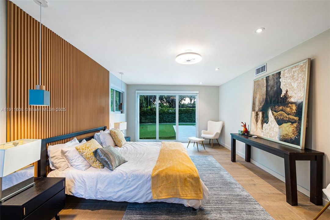 待售: $1,850,000 (3 贝兹, 3 浴室, 2400 平方英尺)