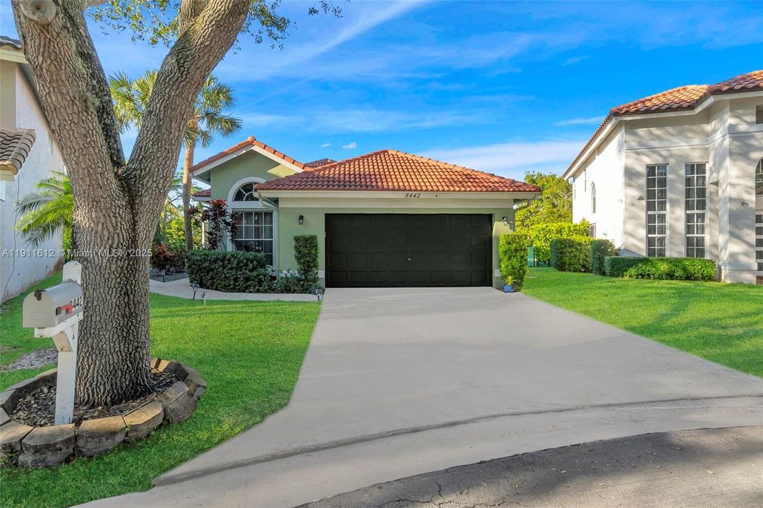 En Renta: $4,200 (3 camas, 2 baños, 1841 Pies cuadrados)