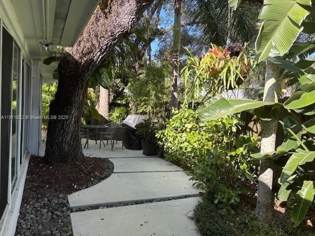 待售: $1,080,000 (3 贝兹, 2 浴室, 1310 平方英尺)