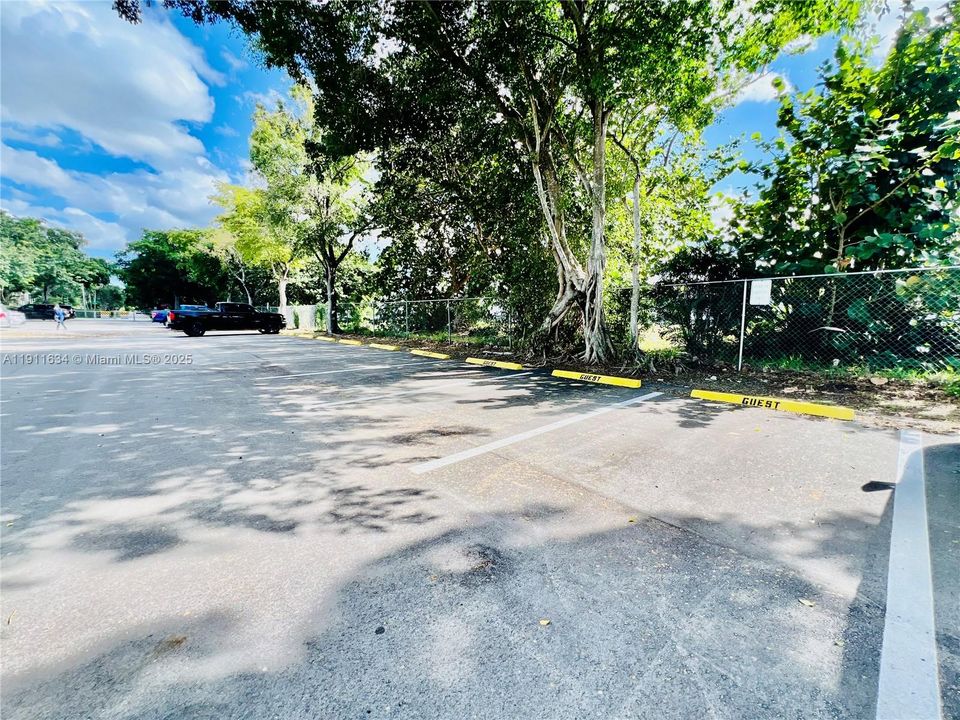 For Rent: $2,050 (2 beds, 2 baths, 1210 Square Feet)