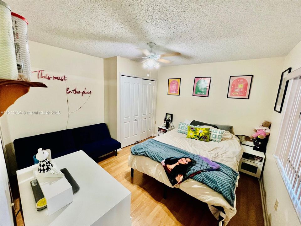 For Rent: $2,050 (2 beds, 2 baths, 1210 Square Feet)