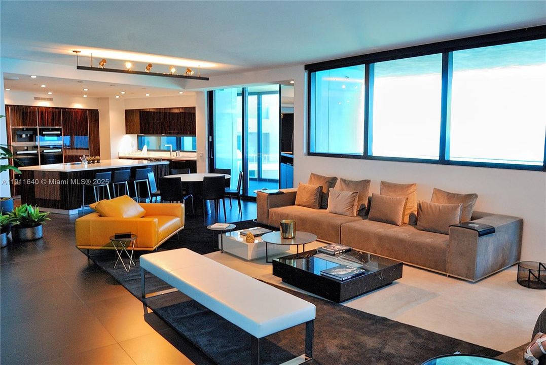 待售: $4,500,000 (4 贝兹, 4 浴室, 3415 平方英尺)