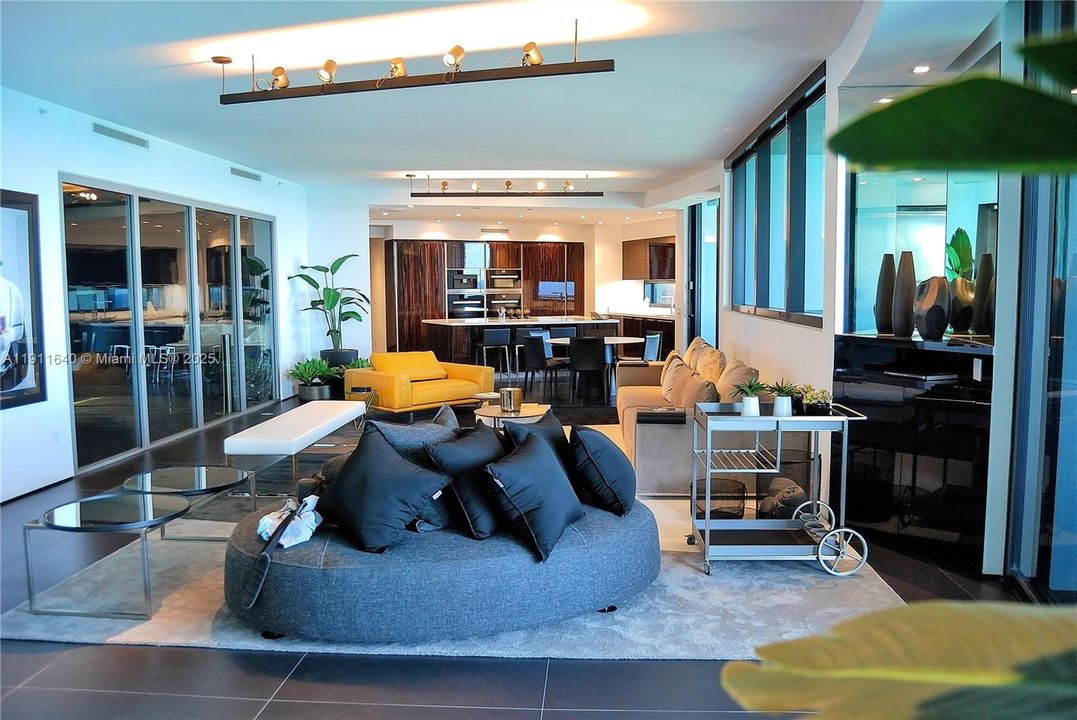 待售: $4,500,000 (4 贝兹, 4 浴室, 3415 平方英尺)