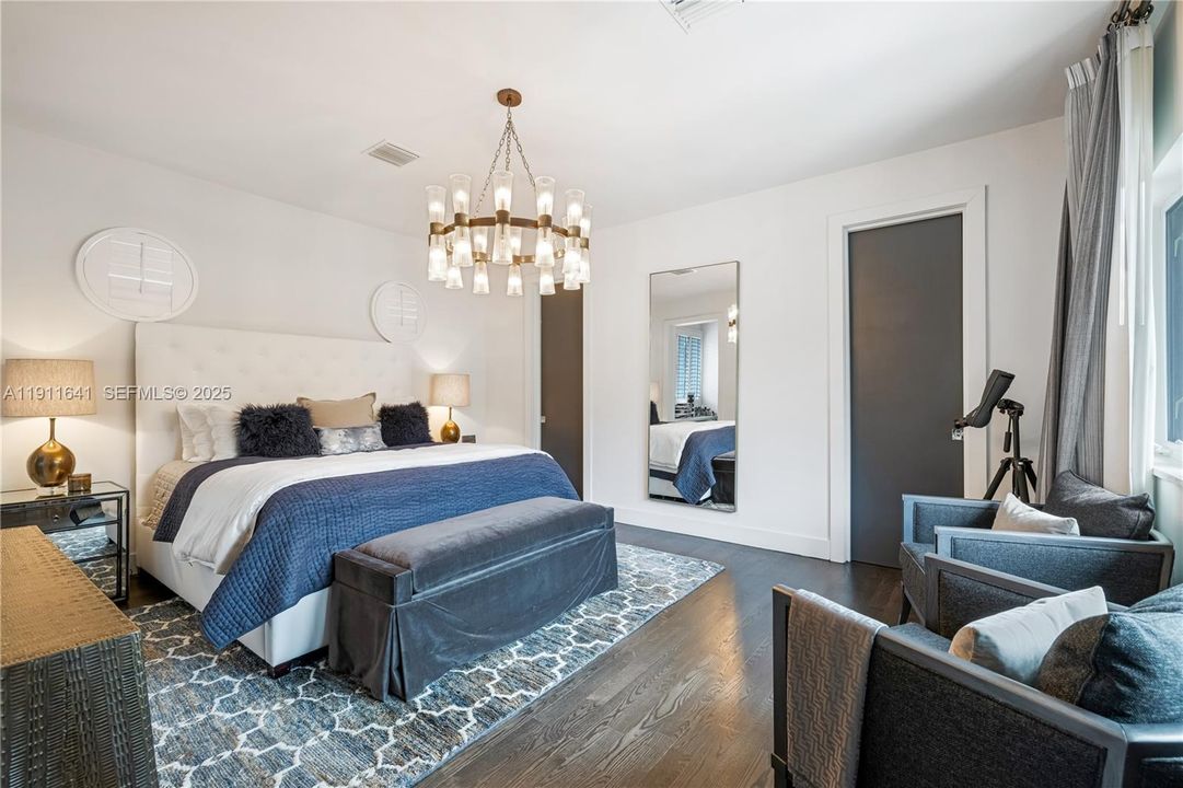 For Sale: $8,400,000 (5 beds, 5 baths, 5230 Square Feet)