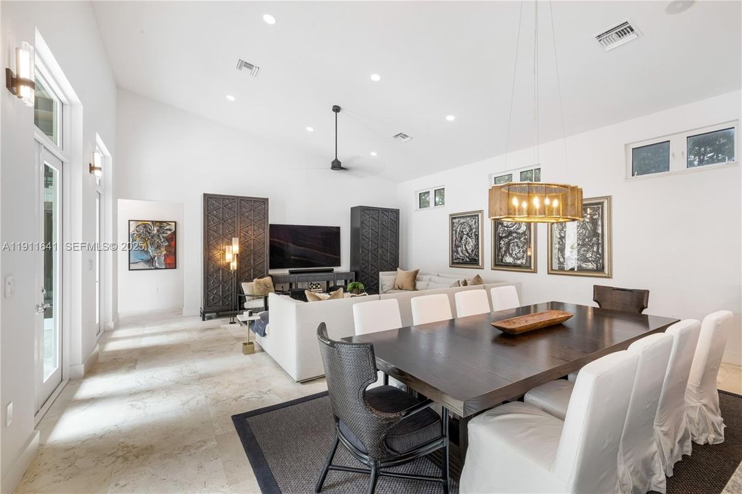 For Sale: $8,400,000 (5 beds, 5 baths, 5230 Square Feet)