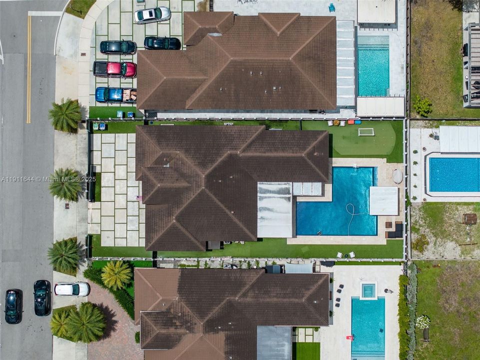 В аренду: $6,500 (4 спален, 3 ванн, 2011 Квадратных фут)