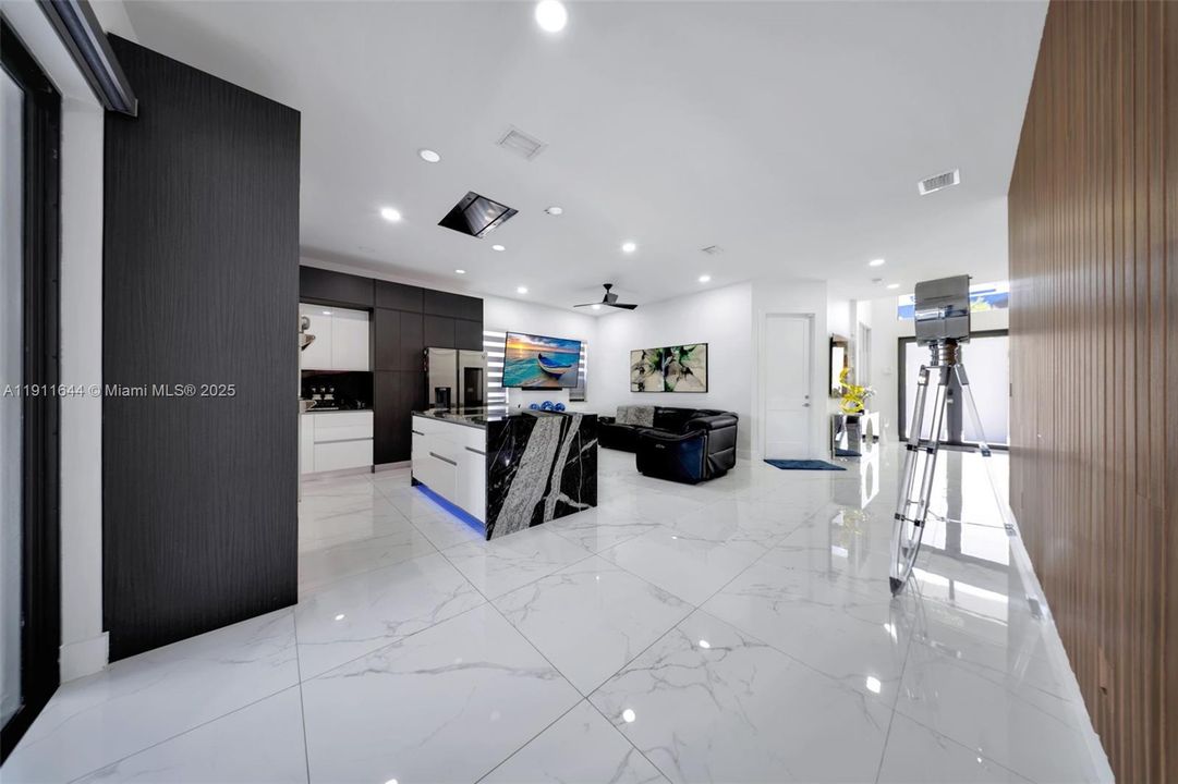 В аренду: $6,500 (4 спален, 3 ванн, 2011 Квадратных фут)