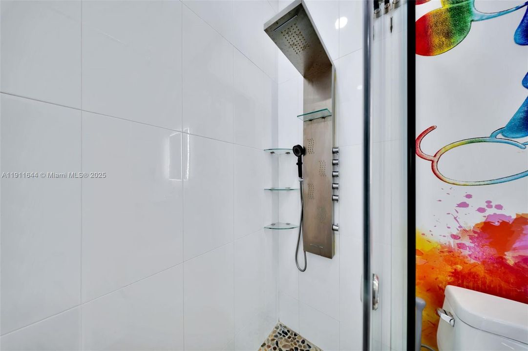 В аренду: $6,500 (4 спален, 3 ванн, 2011 Квадратных фут)