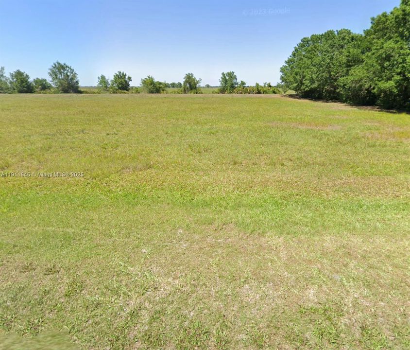 For Sale: $90,000 (1.01 acres)