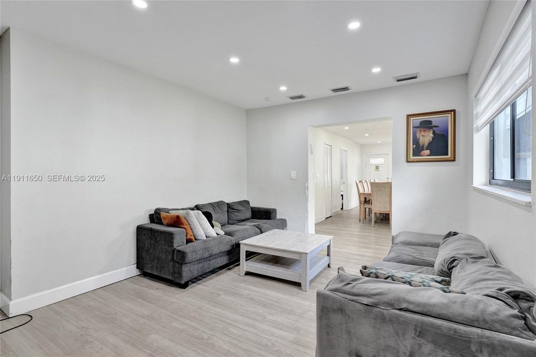 Active With Contract: $549,000 (4 beds, 3 baths, 1920 Square Feet)