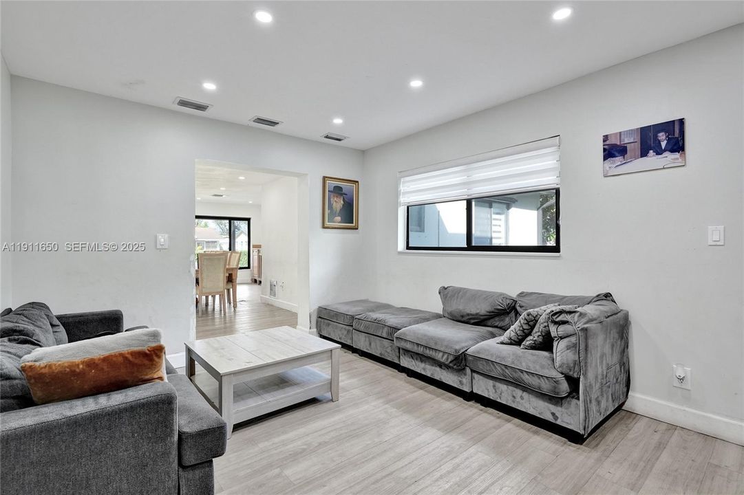 Active With Contract: $549,000 (4 beds, 3 baths, 1920 Square Feet)