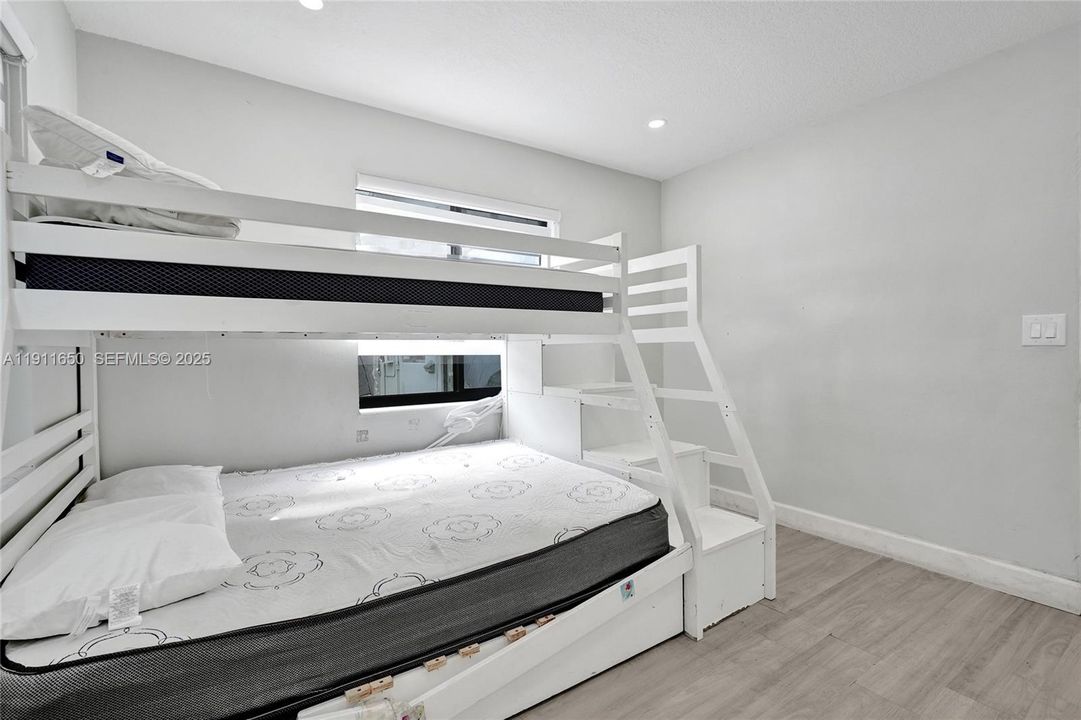 Active With Contract: $549,000 (4 beds, 3 baths, 1920 Square Feet)