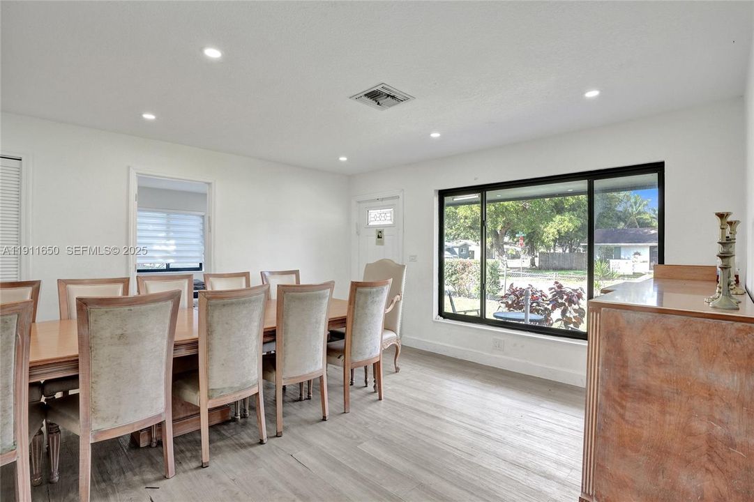 Active With Contract: $549,000 (4 beds, 3 baths, 1920 Square Feet)