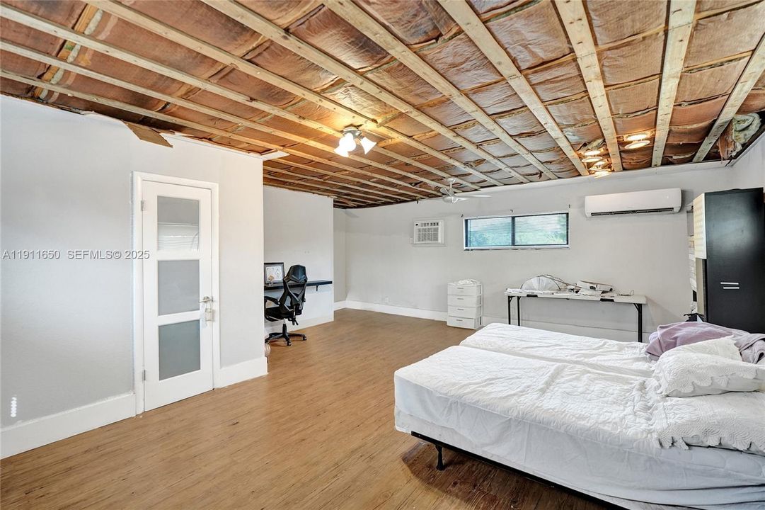 Active With Contract: $549,000 (4 beds, 3 baths, 1920 Square Feet)