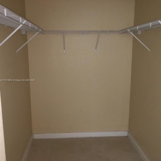 Activo con contrato: $1,650 (2 camas, 2 baños, 914 Pies cuadrados)