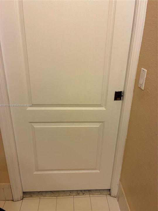 Activo con contrato: $1,650 (2 camas, 2 baños, 914 Pies cuadrados)