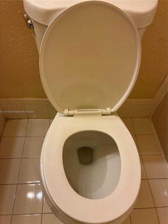 Activo con contrato: $1,650 (2 camas, 2 baños, 914 Pies cuadrados)