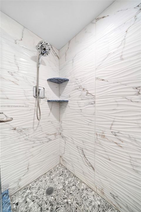 Active With Contract: $599,000 (2 beds, 2 baths, 1522 Square Feet)