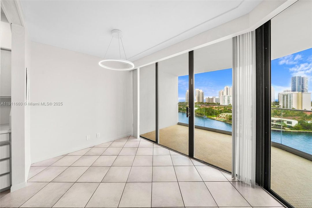 Active With Contract: $599,000 (2 beds, 2 baths, 1522 Square Feet)