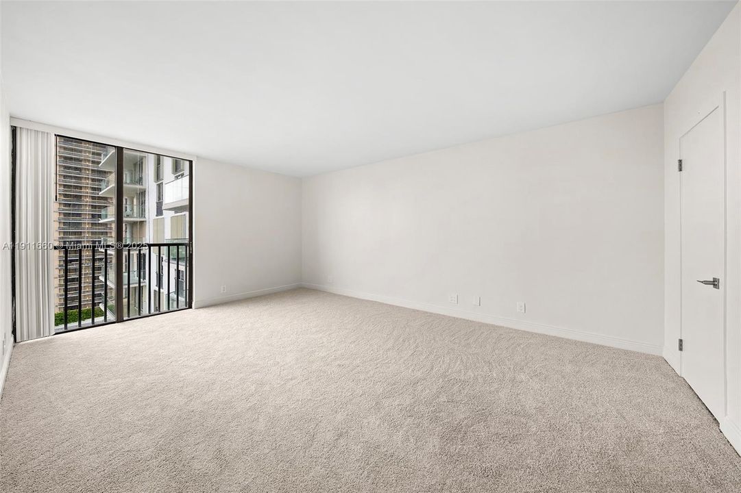 Active With Contract: $599,000 (2 beds, 2 baths, 1522 Square Feet)