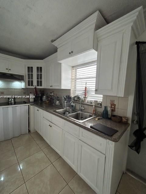 待售: $815,000 (5 贝兹, 5 浴室, 1716 平方英尺)