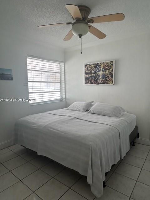 待售: $815,000 (5 贝兹, 5 浴室, 1716 平方英尺)