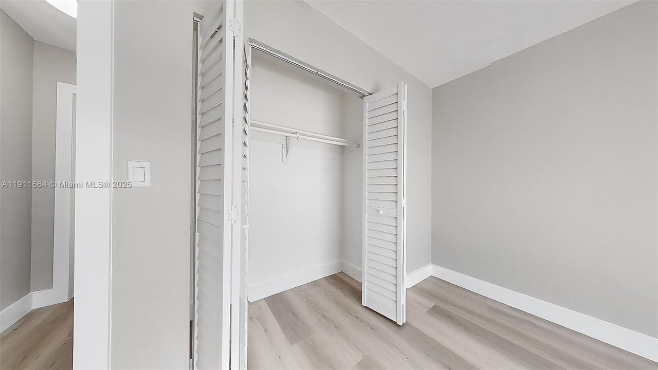 Недавно арендовано: $2,250 (2 спален, 1 ванн, 845 Квадратных фут)