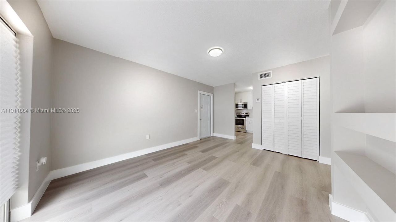 Недавно арендовано: $2,250 (2 спален, 1 ванн, 845 Квадратных фут)