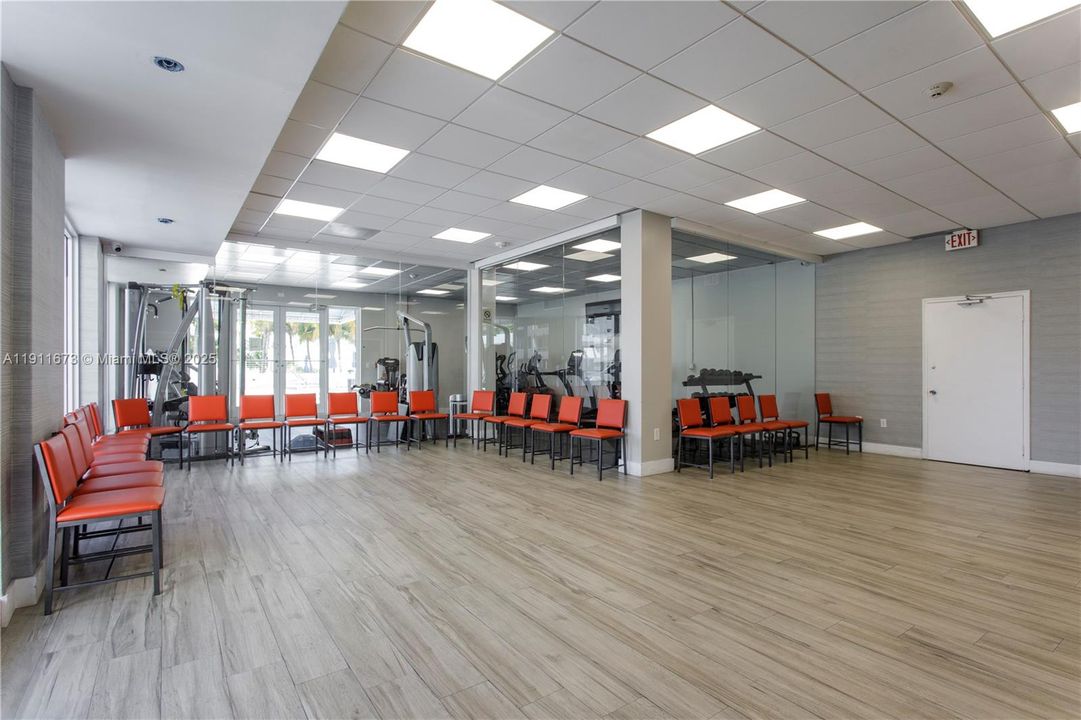 待售: $4,500,000 (3 贝兹, 4 浴室, 2594 平方英尺)